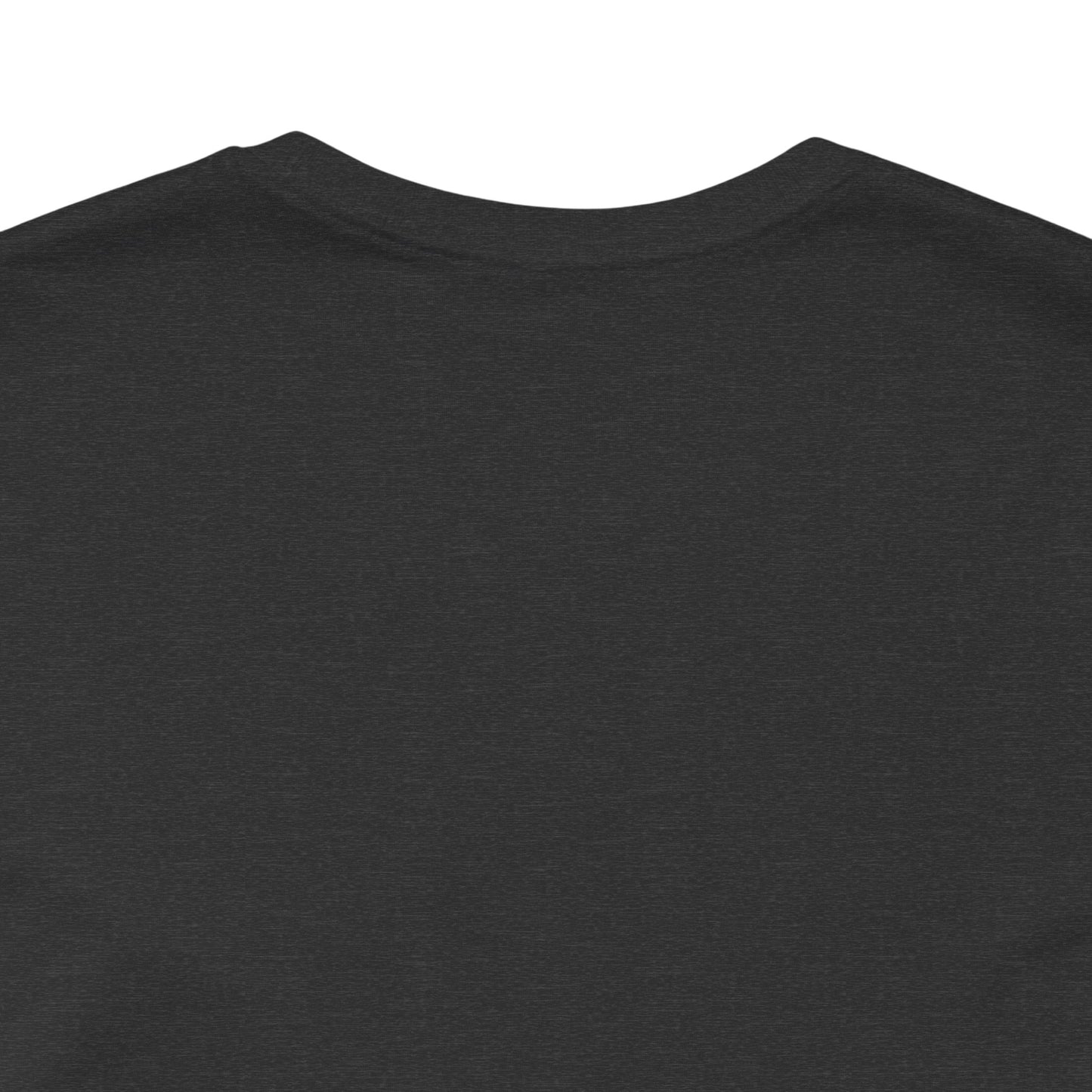 Nadie Me Ayuda, Shirt
