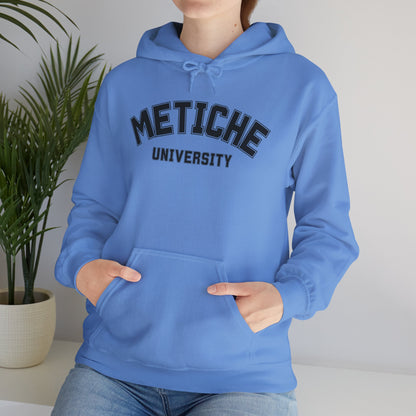 Metiche University, Hoodie