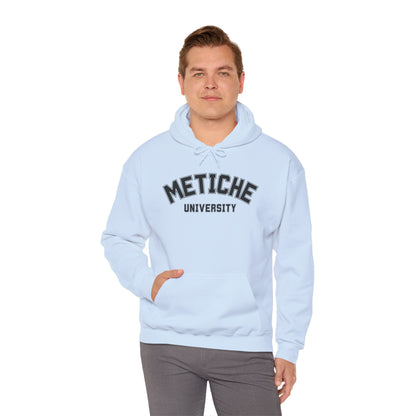 Metiche University, Hoodie