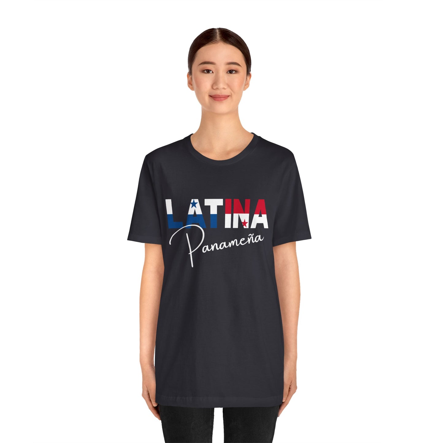 Latina Panameña, Shirt