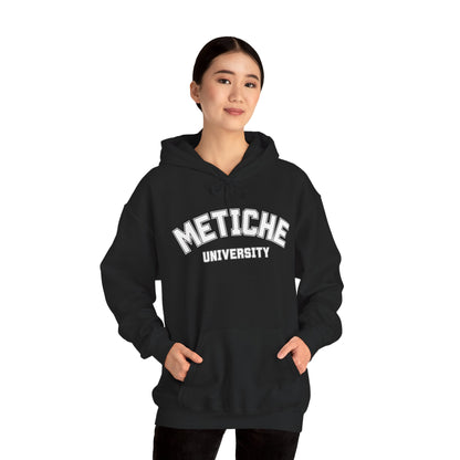 Metiche University, Hoodie