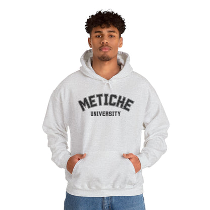 Metiche University, Hoodie