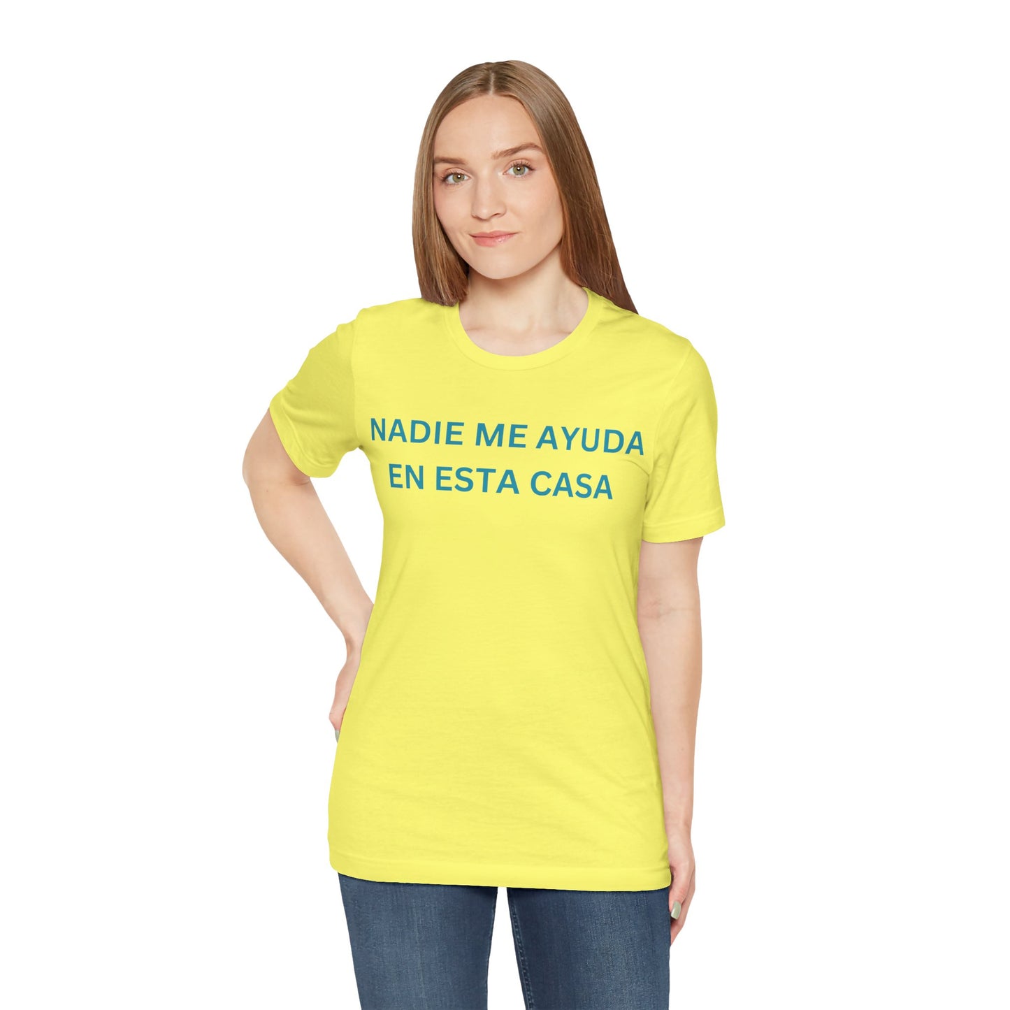 Nadie Me Ayuda, Shirt