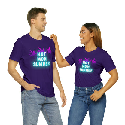 Hot Mom Summer, Shirt