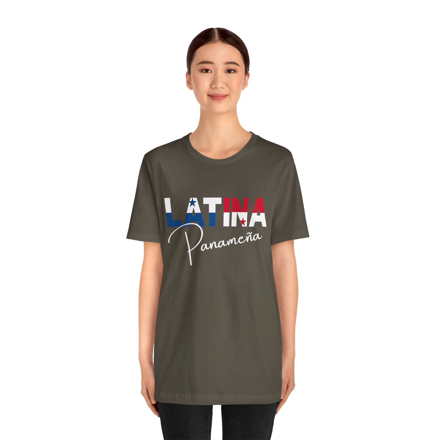 Latina Panameña, Shirt