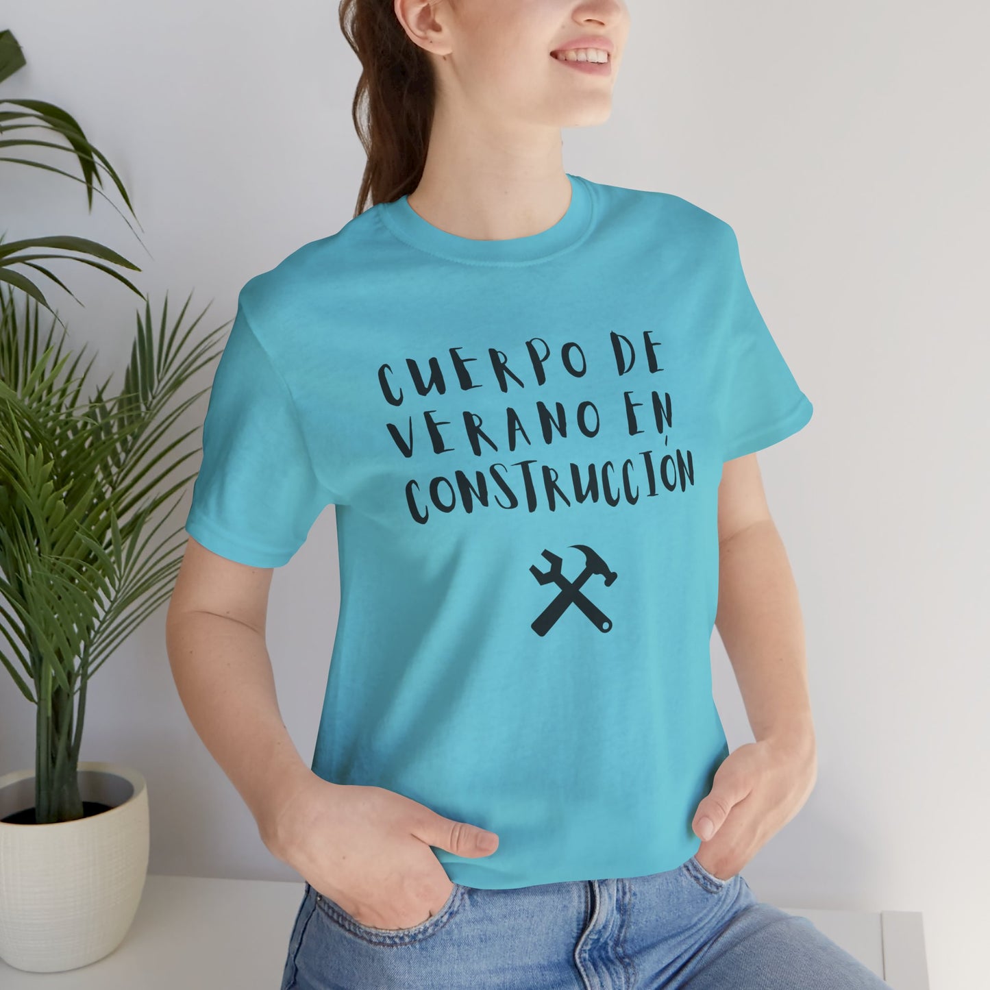 Cuerpo De Verano en Construccion, Shirt