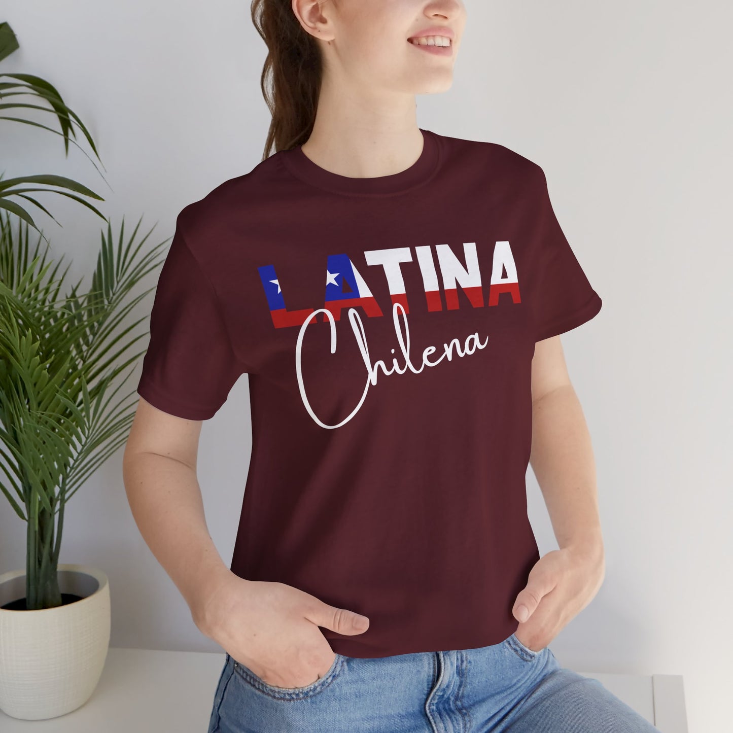 Latina Chilena, Shirt