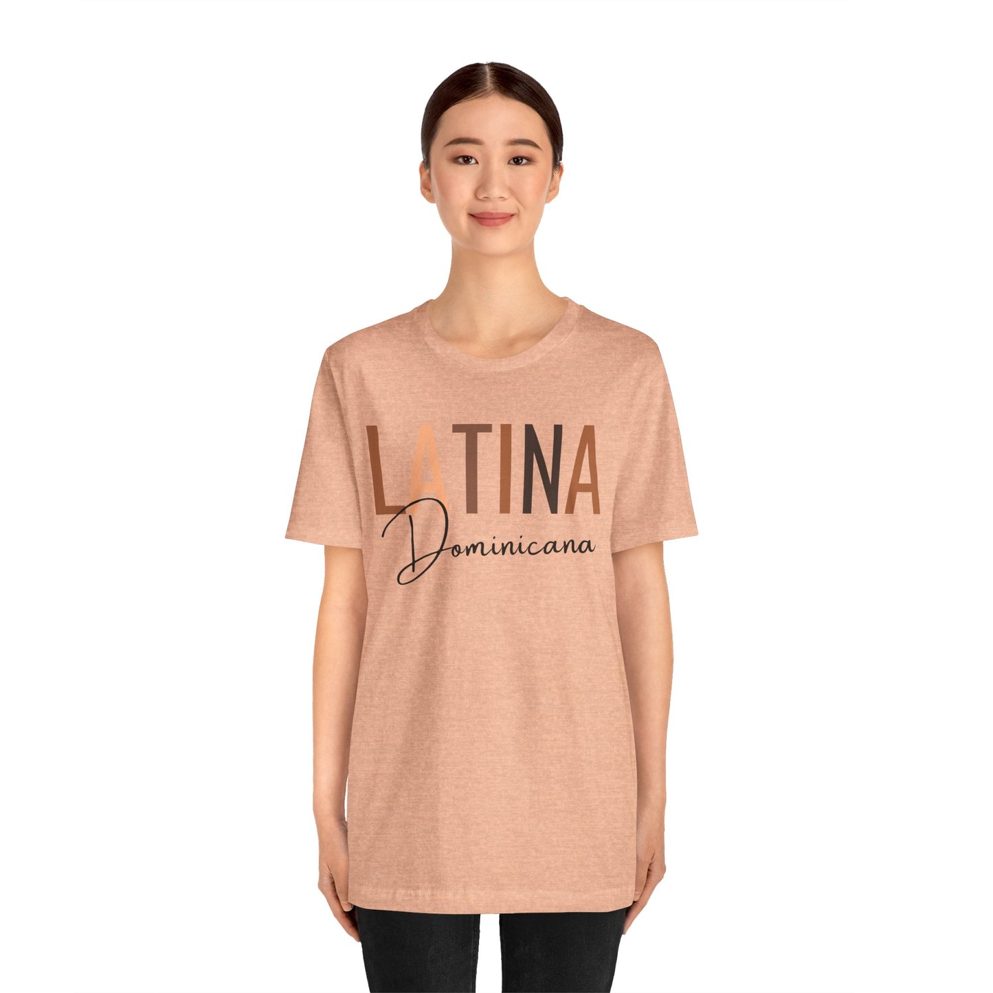 Latina Dominicana, Shirt