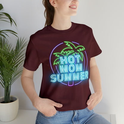 Hot Mom Summer, Shirt