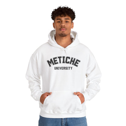 Metiche University, Hoodie