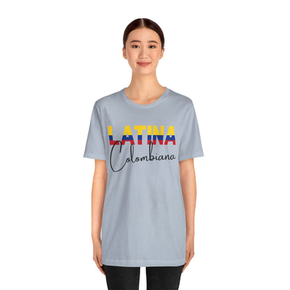 Latina Colombiana, Shirt