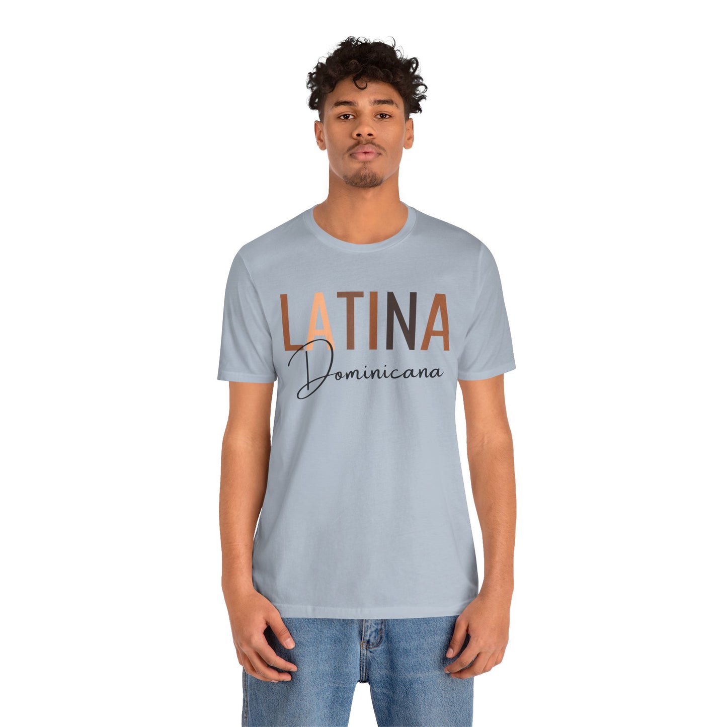 Latina Dominicana, Shirt