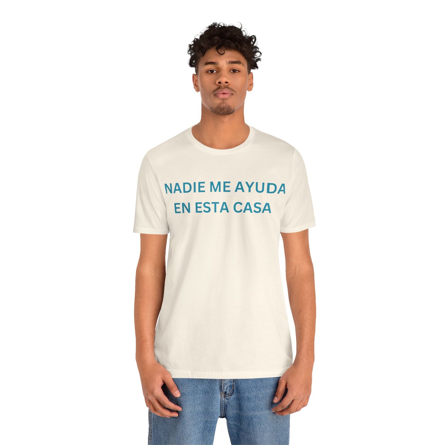 Nadie Me Ayuda, Shirt
