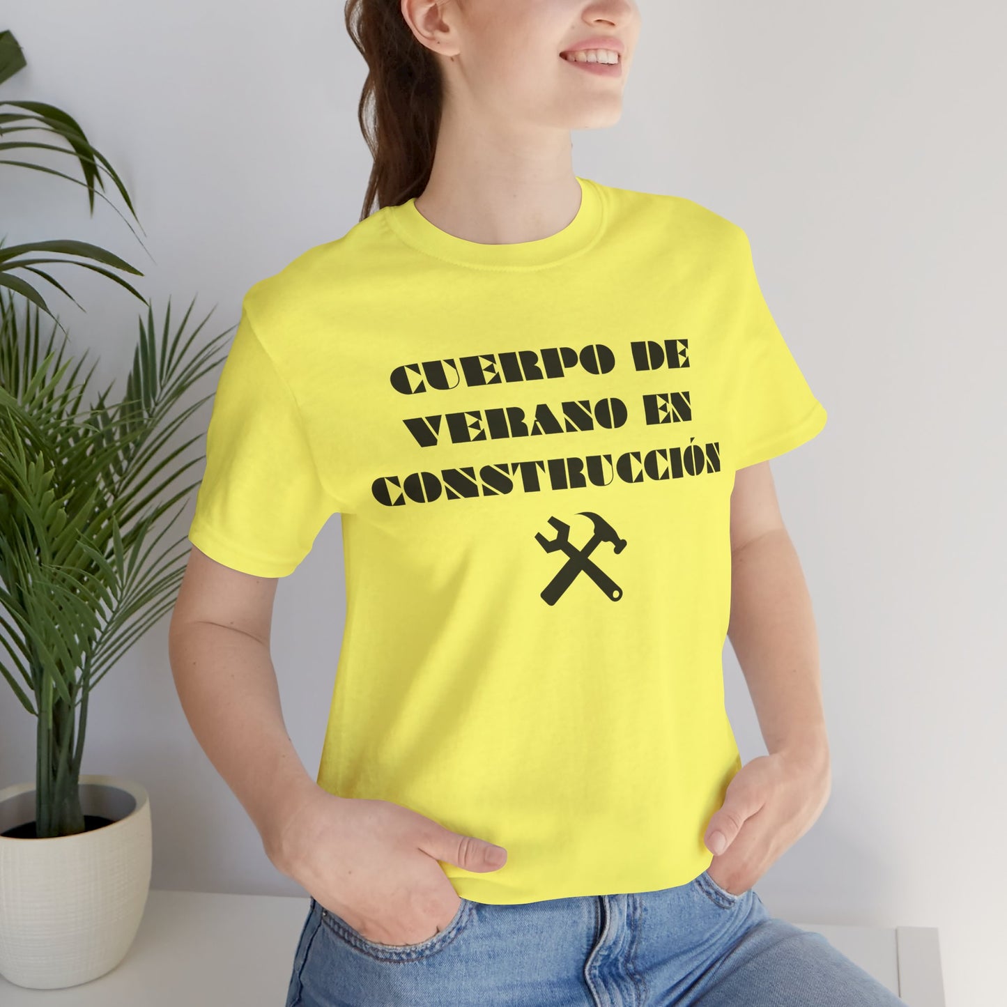 Cuerpo de Verano En Construccion, Shirt