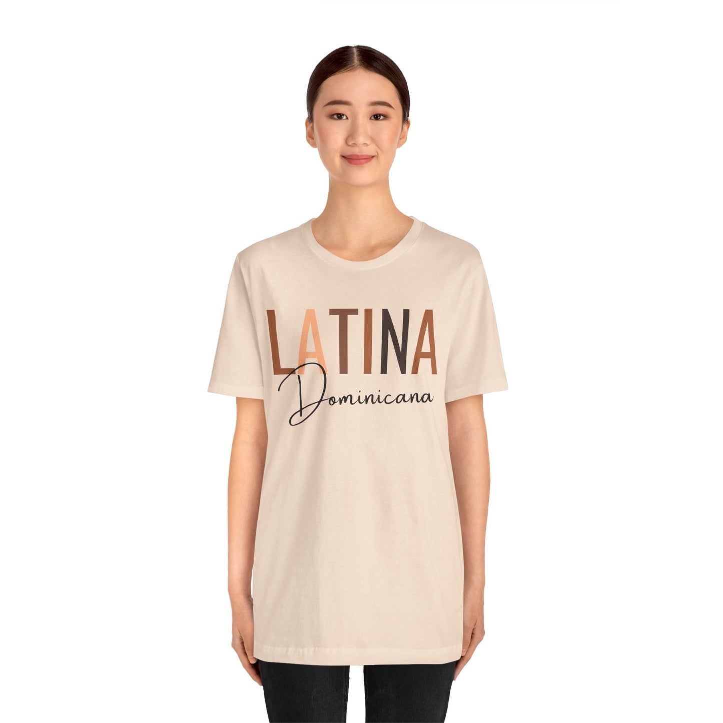 Latina Dominicana, Shirt
