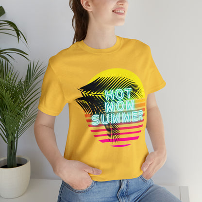 Hot Mom Summer, Shirt