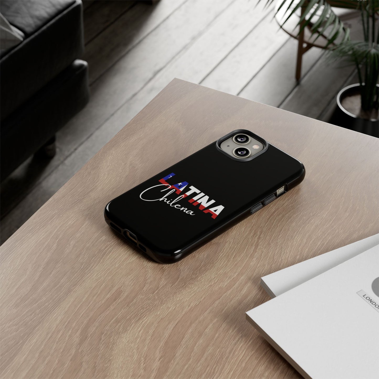 Latina Chilena, Tough Phone Case
