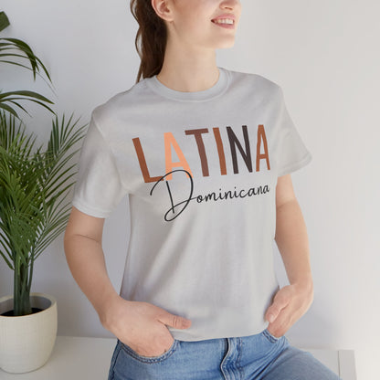 Latina Dominicana, Shirt