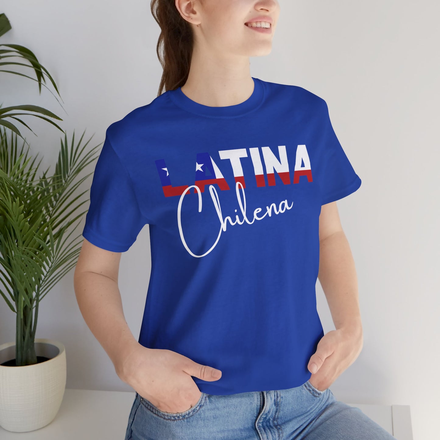 Latina Chilena, Shirt