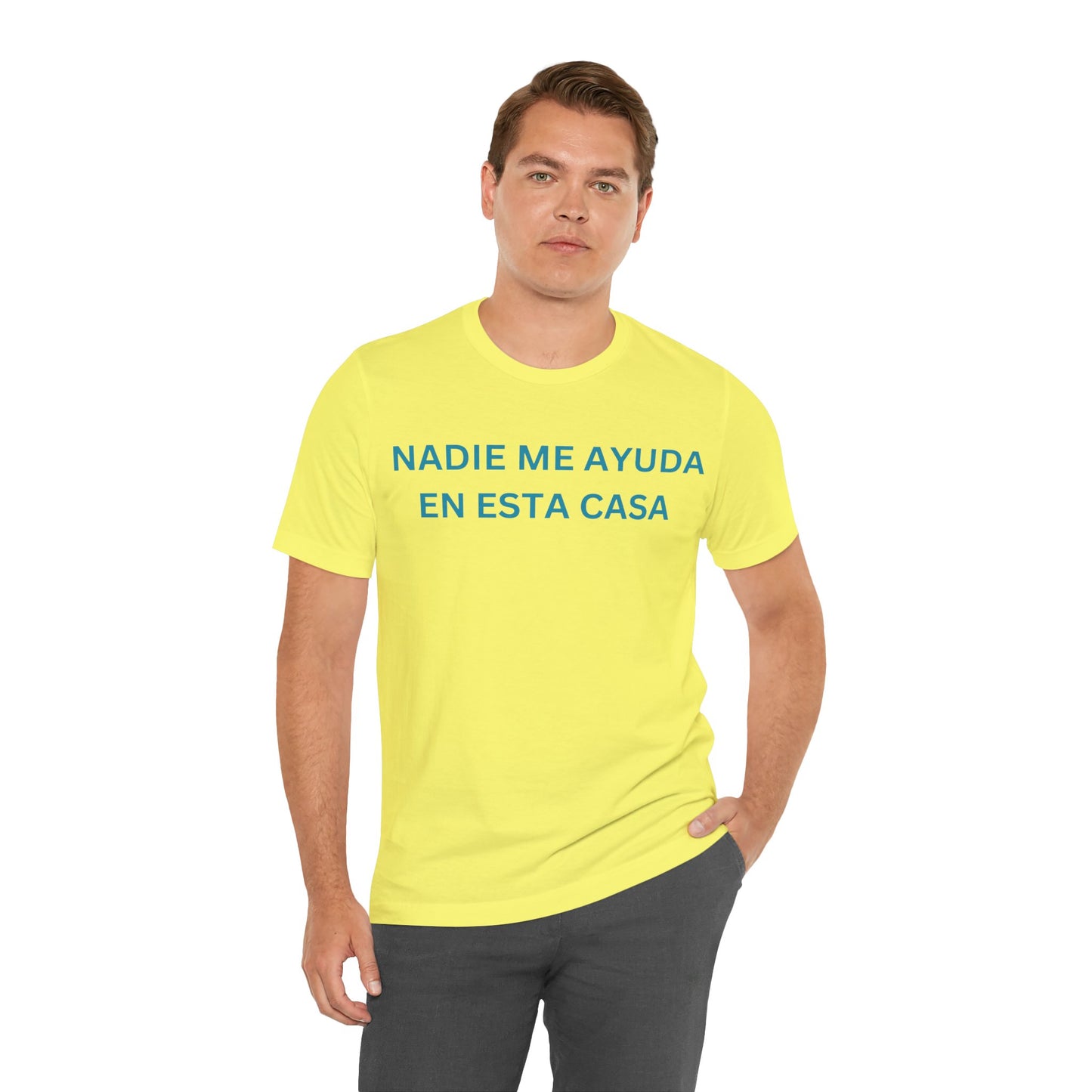 Nadie Me Ayuda, Shirt