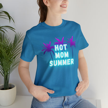 Hot Mom Summer, Shirt