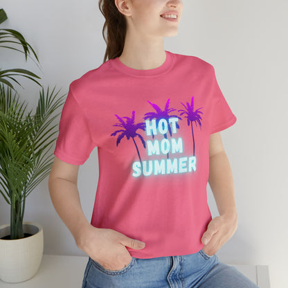 Hot Mom Summer, Shirt