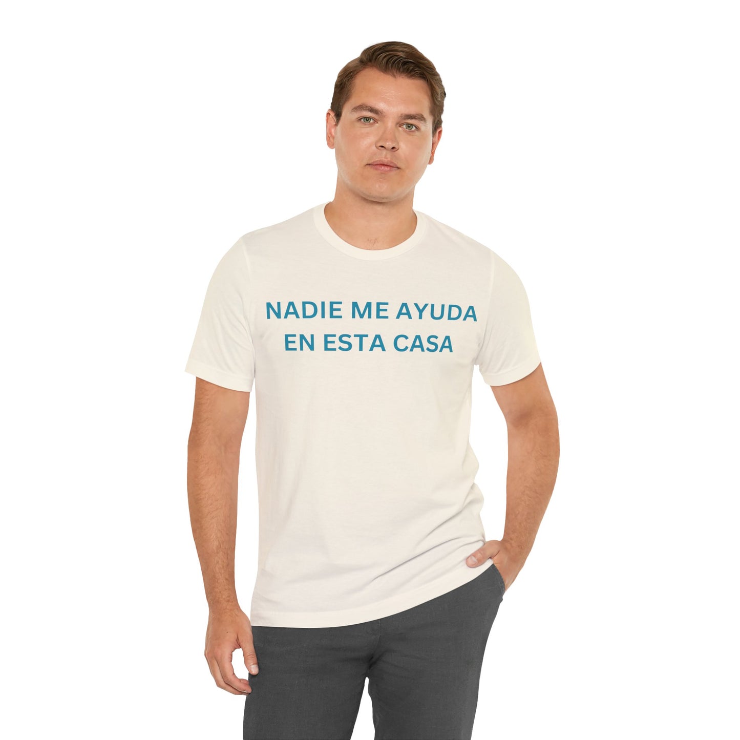 Nadie Me Ayuda, Shirt