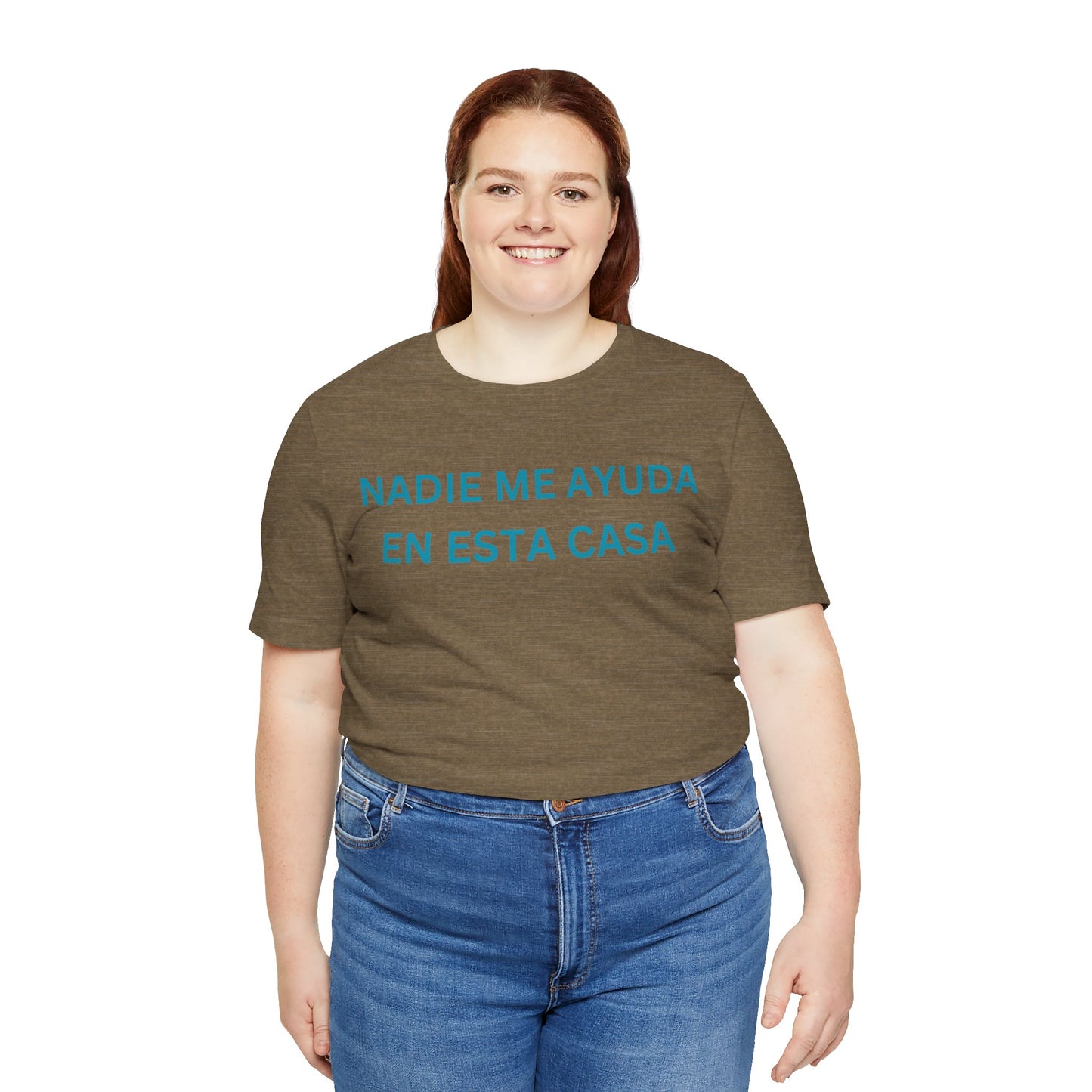 Nadie Me Ayuda, Shirt
