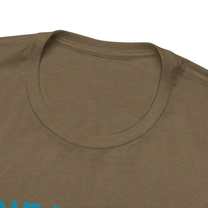 Nadie Me Ayuda, Shirt