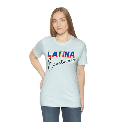 Latina Ecuatoriana, Shirt