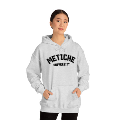 Metiche University, Hoodie