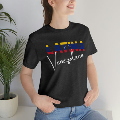 Latina Venezolana, Shirt