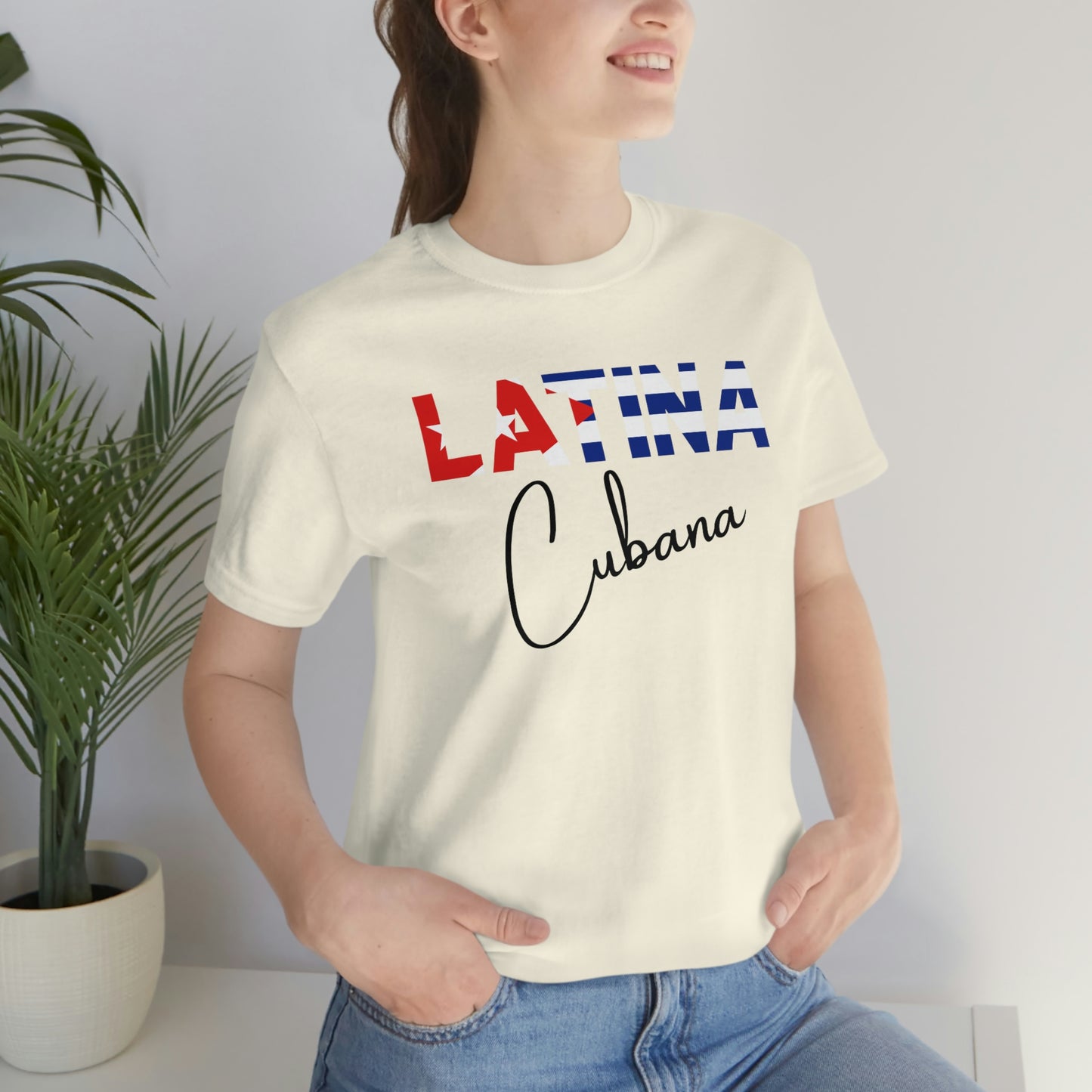 Latina Cubana, Shirt