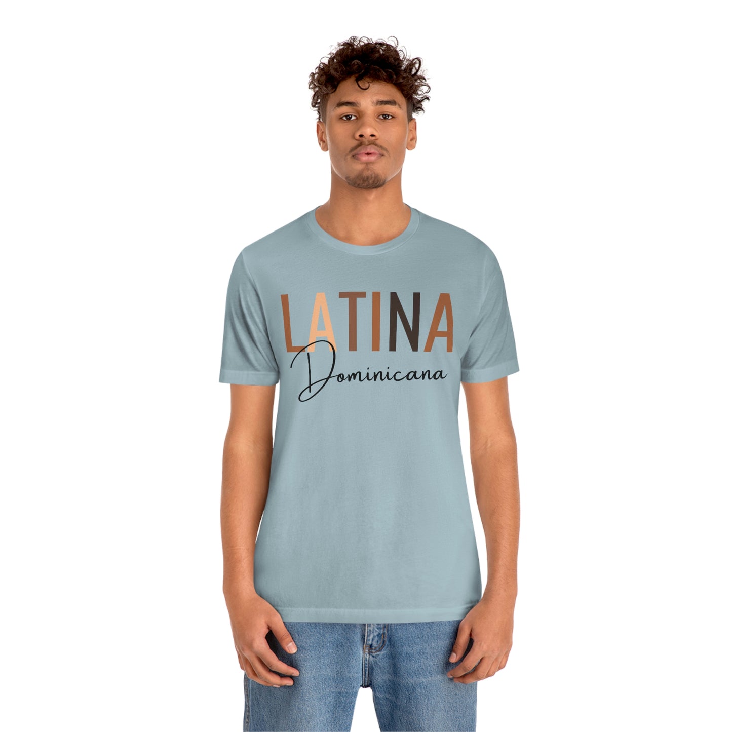 Latina Dominicana, Shirt