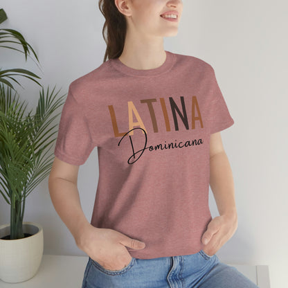 Latina Dominicana, Shirt