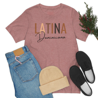 Latina Dominicana, Shirt