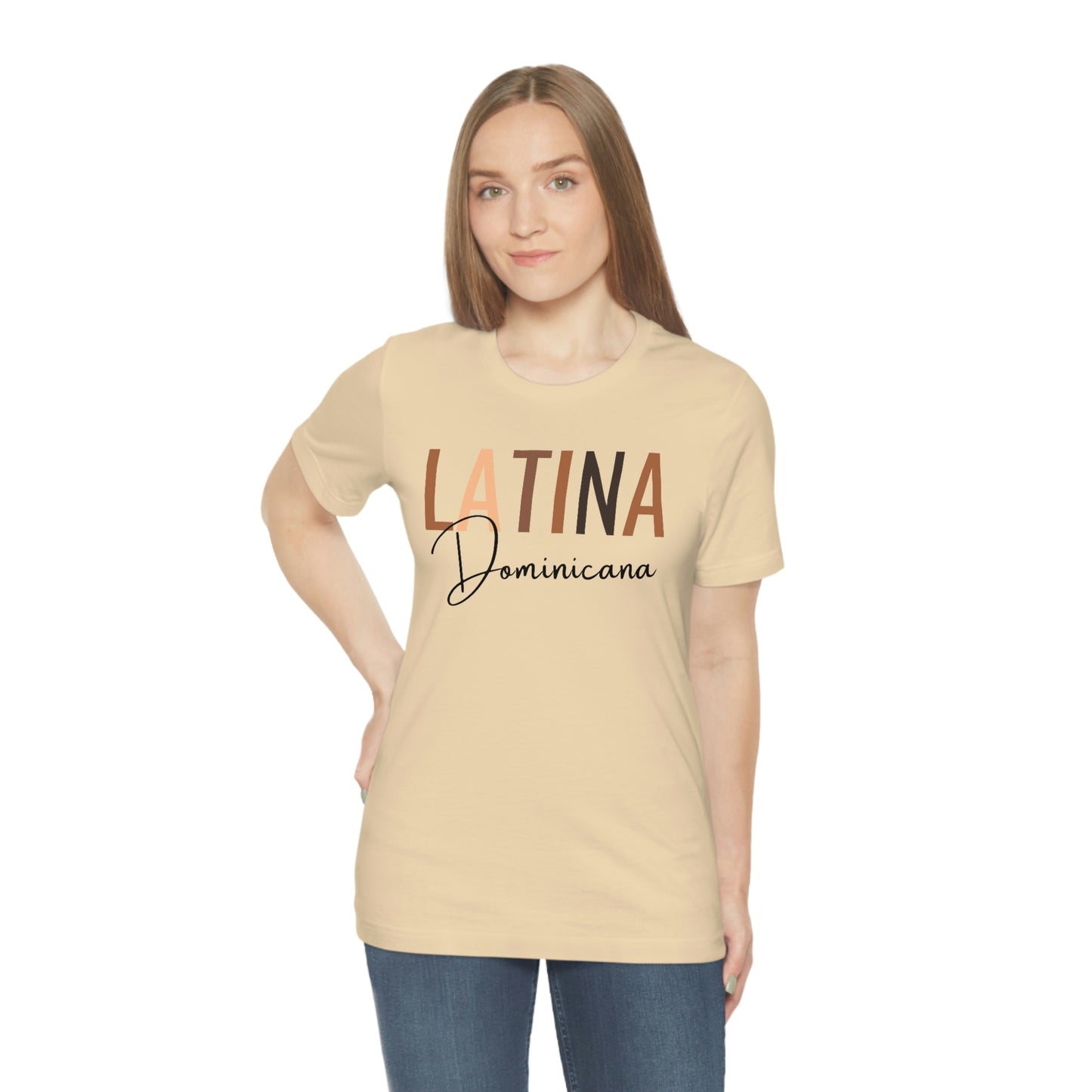 Latina Dominicana, Shirt