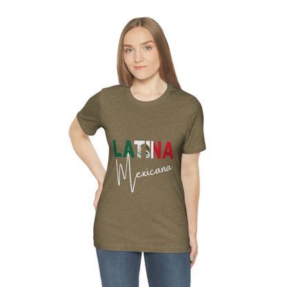 Latina Mexicana, Shirt