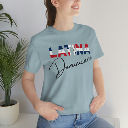 Latina Dominicana, Shirt