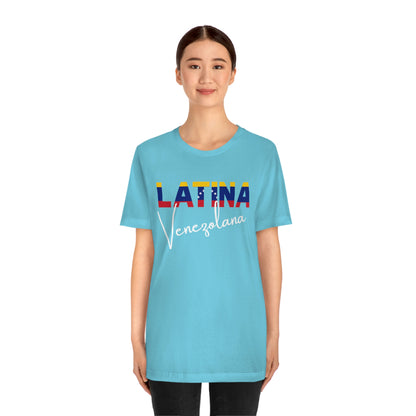 Latina Venezolana, Shirt