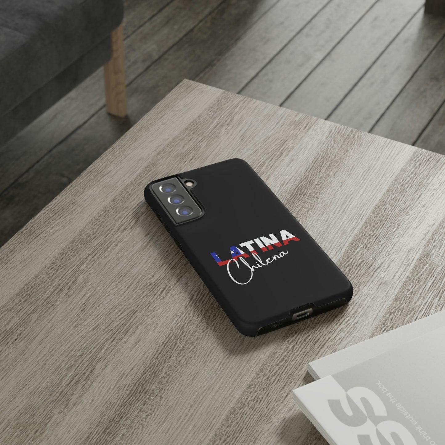 Latina Chilena, Tough Phone Case