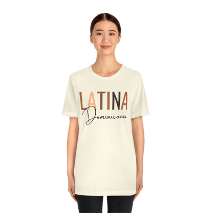 Latina Dominicana, Shirt