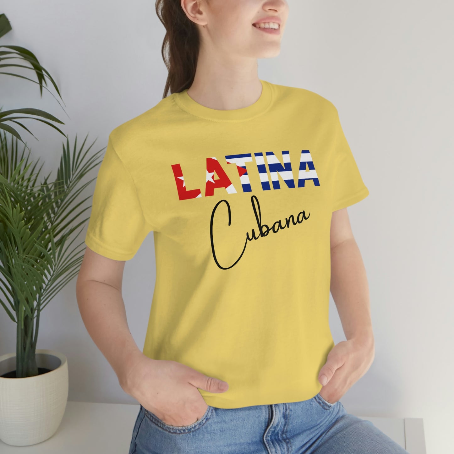 Latina Cubana, Shirt