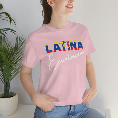 Latina Ecuatoriana, Shirt