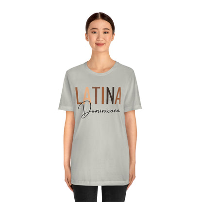 Latina Dominicana, Shirt