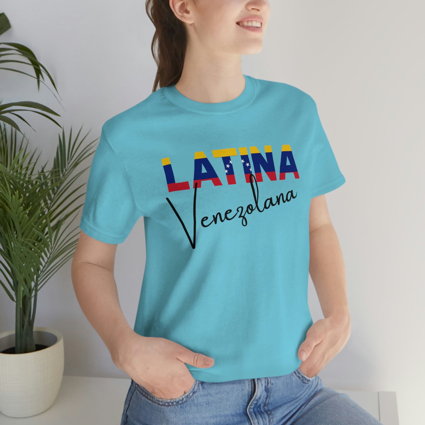 Latina Venezolana, Shirt