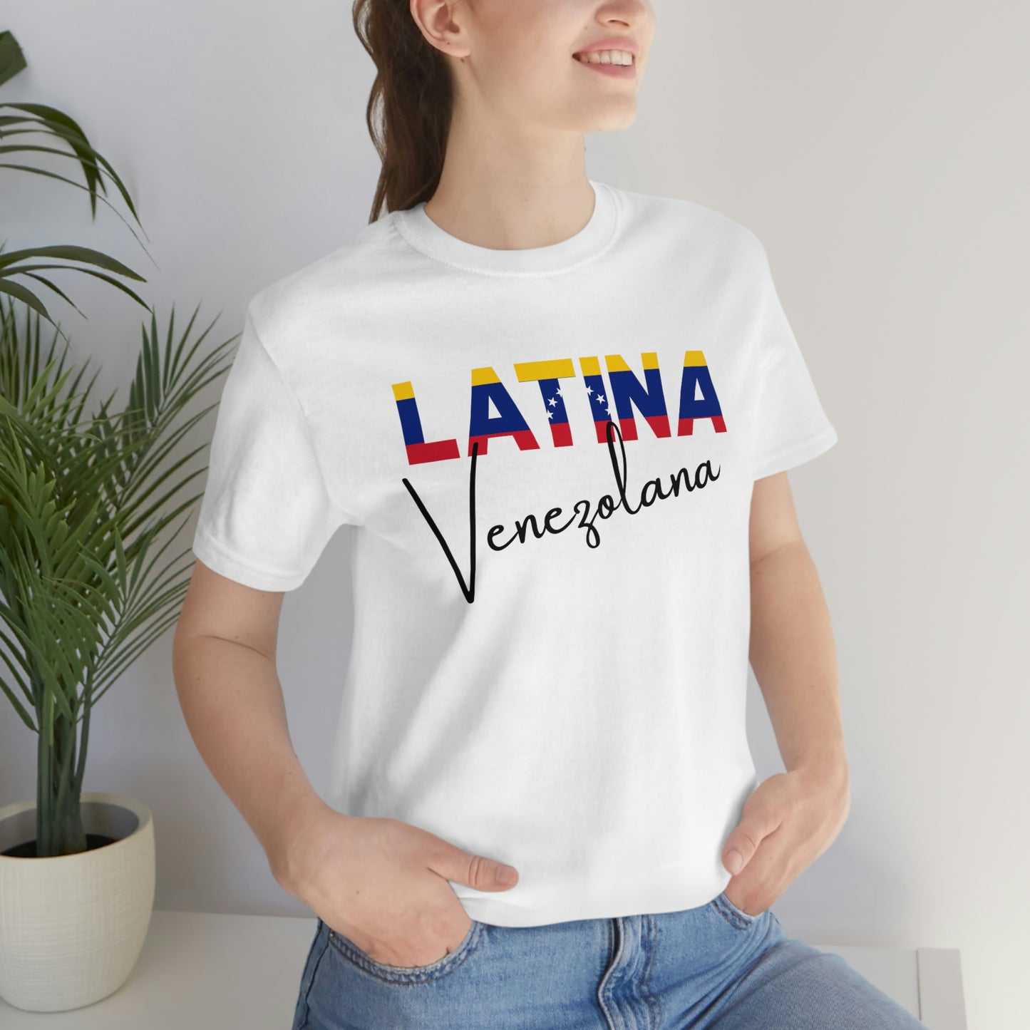 Latina Venezolana, Shirt