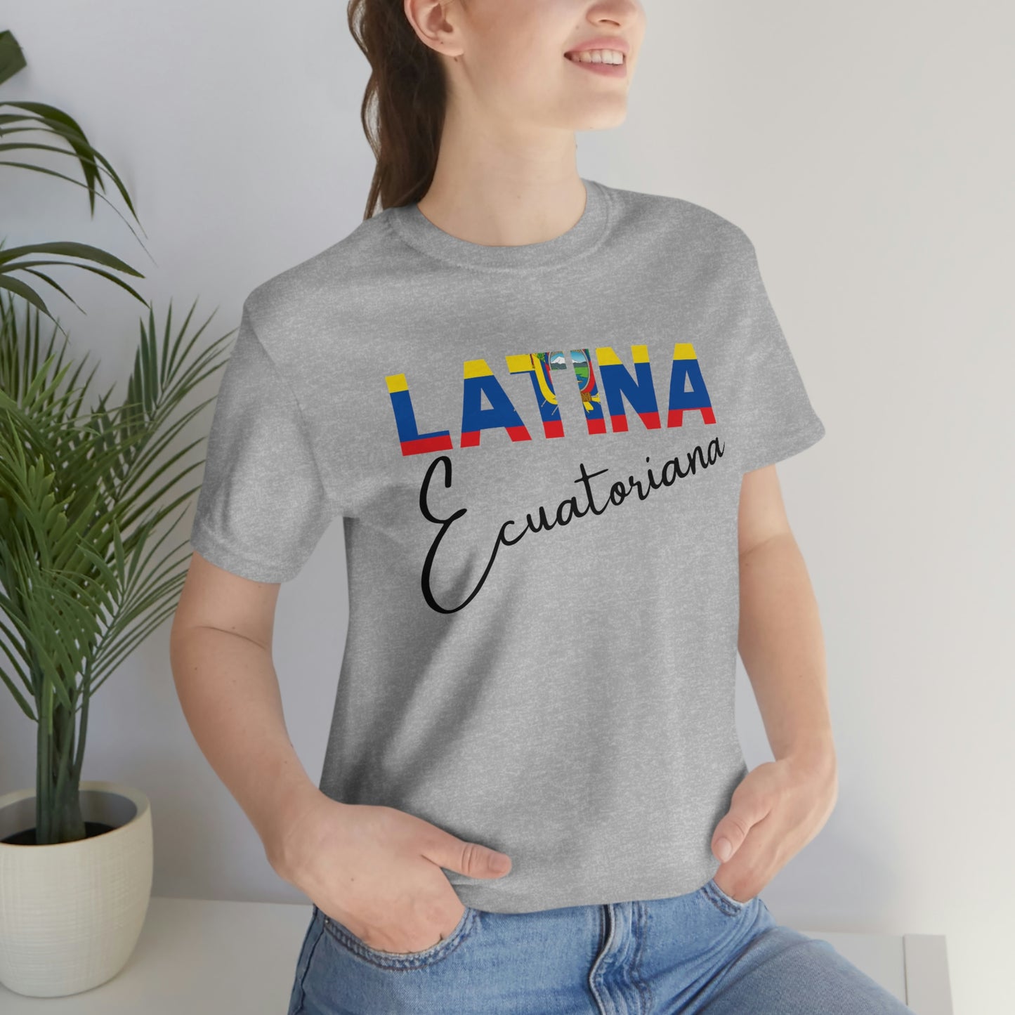 Latina Ecuatoriana, Shirt