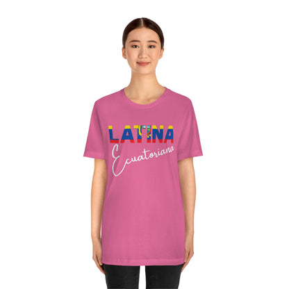 Latina Ecuatoriana, Shirt