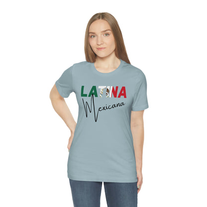 Latina Mexicana, Shirt